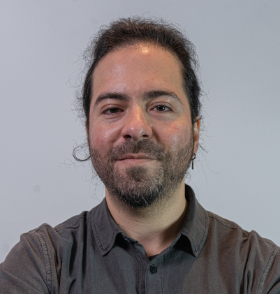 Dr. Claudio Román